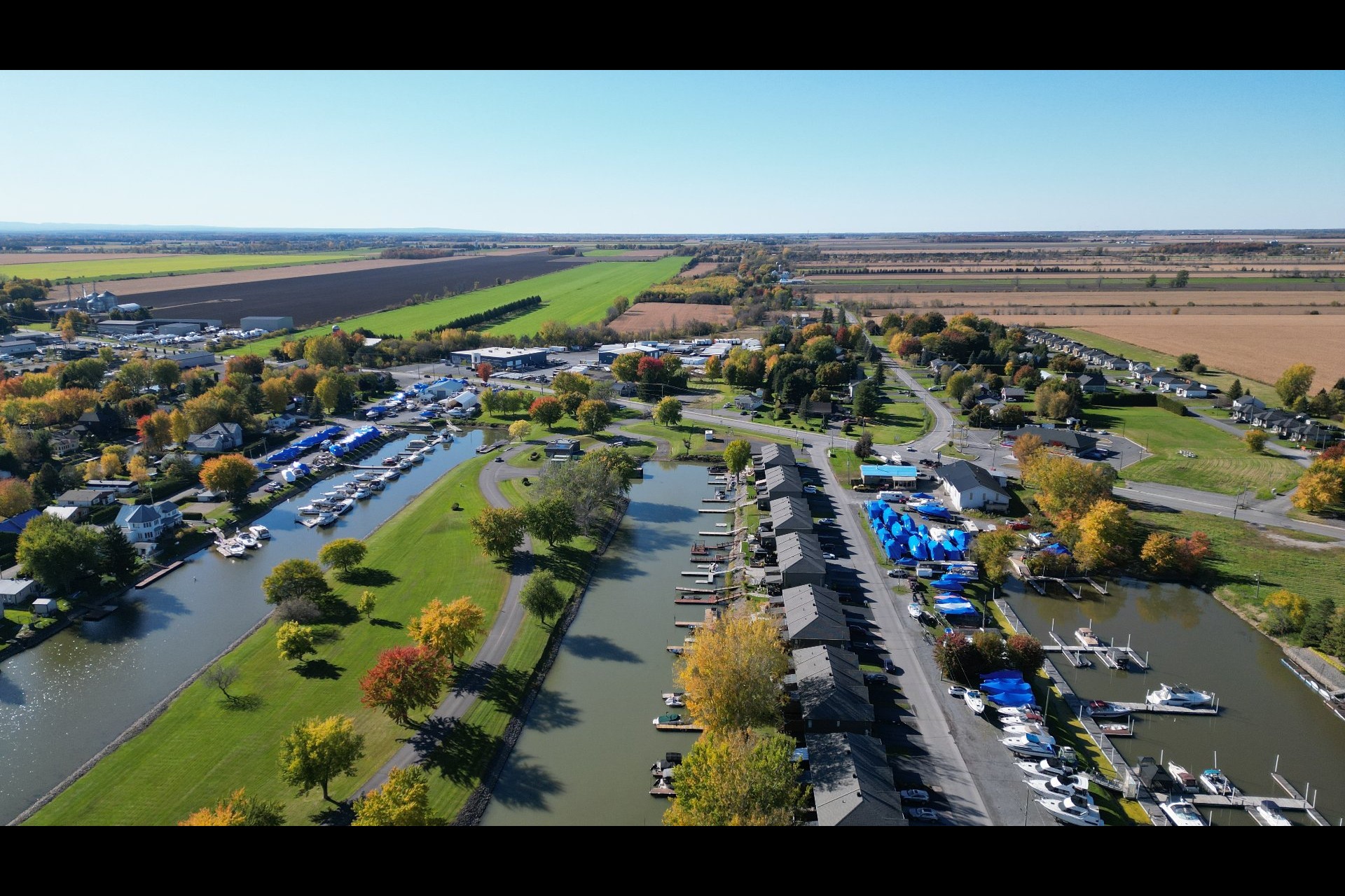 image 28 - Maison À vendre Saint-Paul-de-l'Île-aux-Noix - 10 pièces